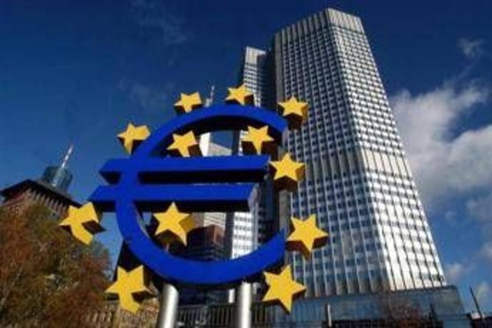 Bce mantiene tassi fermi: &quot;Economia Eurozona continua a crescere&quot;