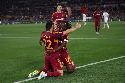 La Roma travolge 4-0 la Fiorentina e si rilancia nella corsa Champions