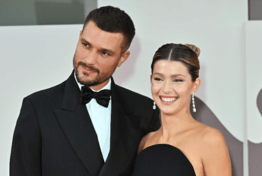 Uomini e Donne, Natalia Paragoni e Andrea Zelletta genitori bis: l'annuncio Uomini e Donne, Natalia Paragoni e Andrea Zelletta genitori bis: l'annuncio