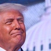 Trump assicura: "I 5mila dollari? Saranno mandati agli americani al 100%"