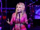 Lutto nella musica, morta a 80 anni la cantante country Dolly Parton Lutto nella musica, morta a 80 anni la cantante country Dolly Parton