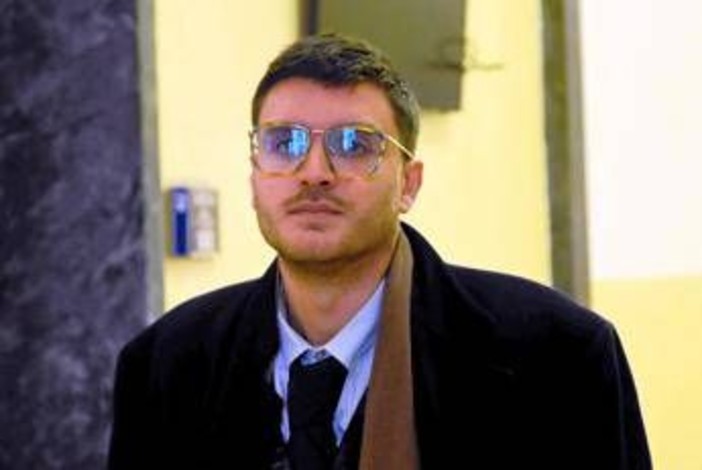 Processo al filosofo Caffo, pena dimezzata a 2 anni in Appello Processo al filosofo Caffo, pena dimezzata a 2 anni in Appello