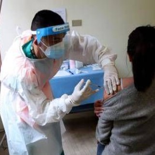 Vaccini, l'effetto giovinezza dell'anti-zoster: l'invecchiamento biologico rallenta Vaccini, l'effetto giovinezza dell'anti-zoster: l'invecchiamento biologico rallenta