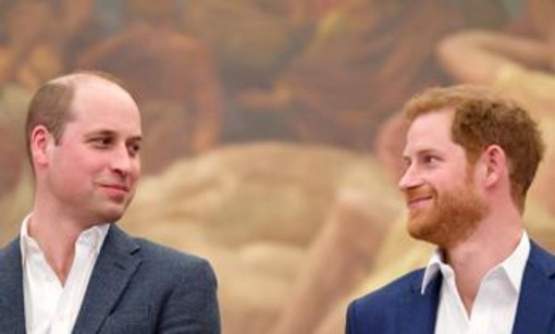 Harry torna nel Regno Unito con la famiglia, il desiderio di Kate e la richiesta a William Harry torna nel Regno Unito con la famiglia, il desiderio di Kate e la richiesta a William
