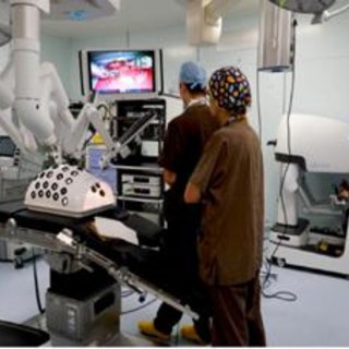Policlinico di Milano primo ospedale pubblico con nuovi robot chirurgici provenienti dalla Cina