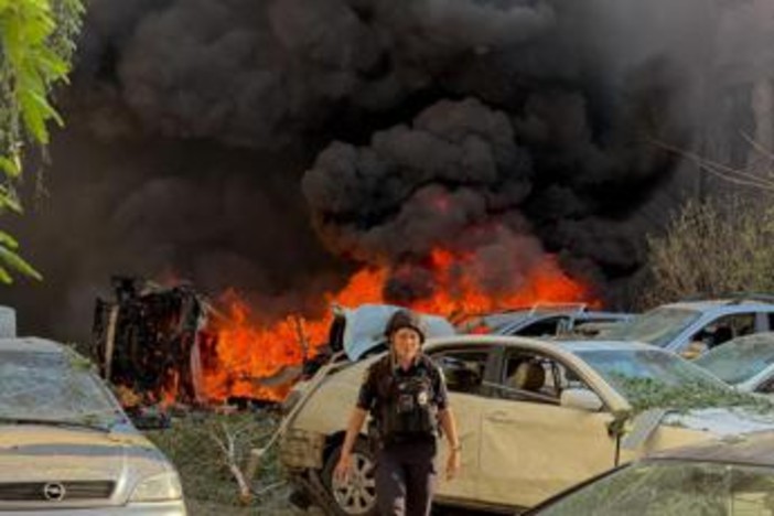 Ucraina-Russia, almeno 14 morti negli attacchi tra Kiev e Mosca Ucraina-Russia, almeno 14 morti negli attacchi tra Kiev e Mosca