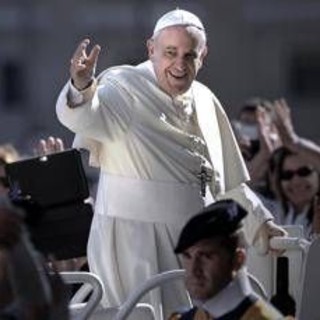 Papa Francesco, funerali entro domenica. Conclave dopo 5 maggio. Oggi governo proclama lutto