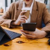 Donna più multitasking dell'uomo? La scienza smonta lo stereotipo: c'è una sola differenza Donna più multitasking dell'uomo? La scienza smonta lo stereotipo: c'è una sola differenza