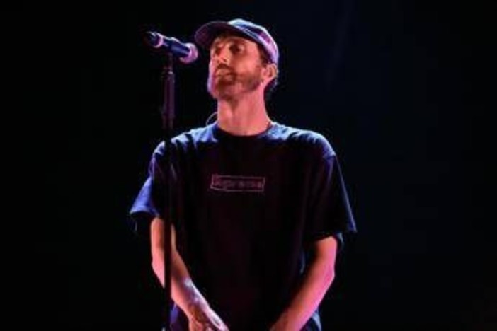 Sanremo 2026, Mecna chi è: la cover con Mara Sattei Sanremo 2026, Mecna chi è: la cover con Mara Sattei