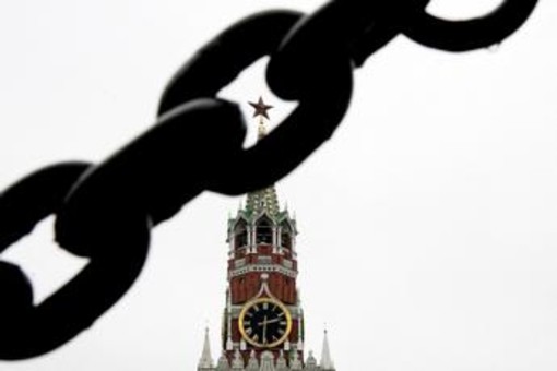 Russia, Peskov: "Nessun incontro a Mosca fra Putin e il capo della Cia"