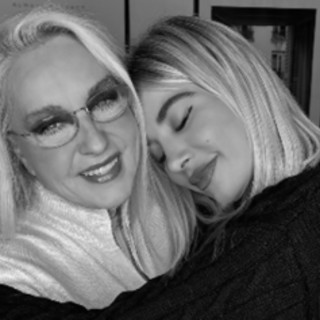 Clizia Incorvaia: &quot;Da Eleonora Giorgi 15 lettere e regali di Natale a mio figlio fino ai 18 anni&quot;