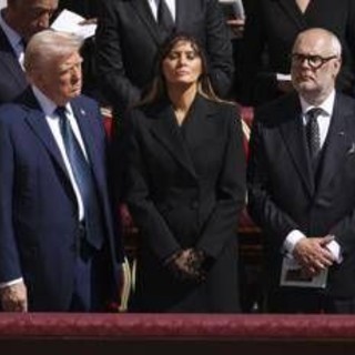 Melania Trump, compie oggi 55 anni: il 'regalo' di Donald dopo i funerali di Papa Francesco