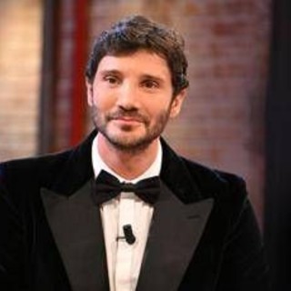 Lutto per Stefano De Martino: è morto il padre Enrico, il suo primo maestro Lutto per Stefano De Martino: è morto il padre Enrico, il suo primo maestro