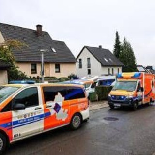 Germania, accoltellata neosindaca Spd Iris Stalzer: è in condizioni gravissime Germania, accoltellata neosindaca Spd Iris Stalzer: è in condizioni gravissime