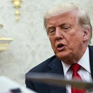 Ucraina, Trump detta la linea: armi subito a Kiev e ultimatum a Putin