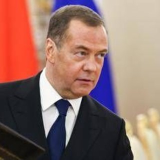 Medvedev: &quot;Russia non ha bisogno di guerra, Europa non può farla&quot;