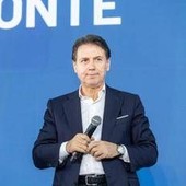 M5S, la base approva il programma in 20 punti: "L'invio di armi all'Ucraina allontana la pace"