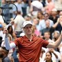 Sinner, che fatica con Shapovalov: perde un set, rimonta e si prende gli ottavi degli Us Open