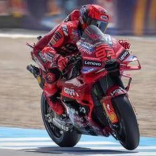 Gp Jerez, Marquez totale nella sprint race: Ducati ok, Bagnaia terzo