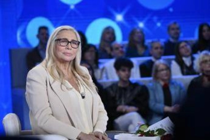 Domenica In, gli ospiti di oggi domenica 13 aprile: chi c'è in studio con Mara Venier
