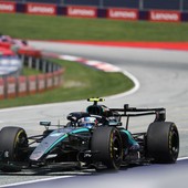 Antonelli domina il venerdì in Austria, Ferrari indietro
