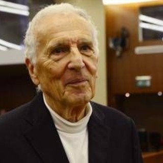 Garattini 'smonta' il digiuno: &quot;Conta quanto si mangia, non quando&quot;. Il 'no' al vino