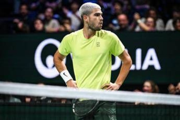 Alcaraz eliminato a Parigi, Norrie lo batte in rimonta. Sinner può tornare numero uno