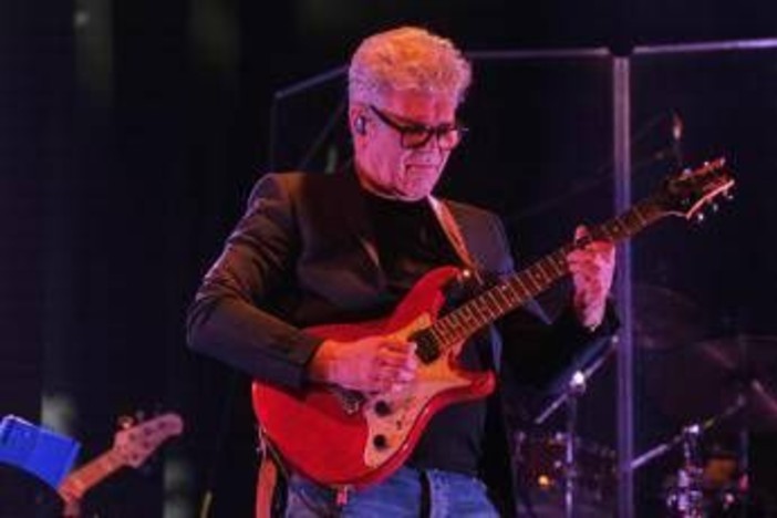 Sanremo 2026, Michele Zarrillo chi è: la cover con Sal Da Vinci