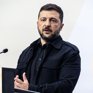 Ucraina, Zelensky “Attacchi russi questa notte con 4 morti e decine di feriti”