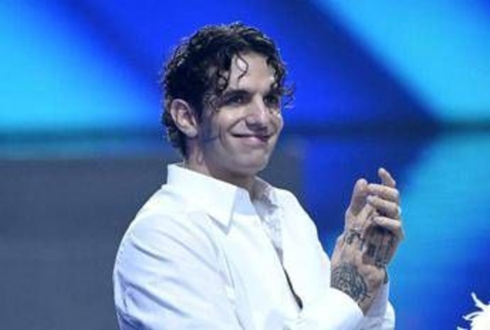 Sanremo 2026, l'annuncio di Conti: "Achille Lauro co-conduttore della seconda serata" Sanremo 2026, l'annuncio di Conti: "Achille Lauro co-conduttore della seconda serata"