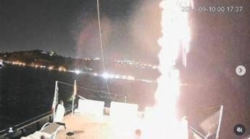 Global Sumud Flottilla: &quot;Secondo attacco in due giorni in acque tunisine, colpita la nave Alma&quot;