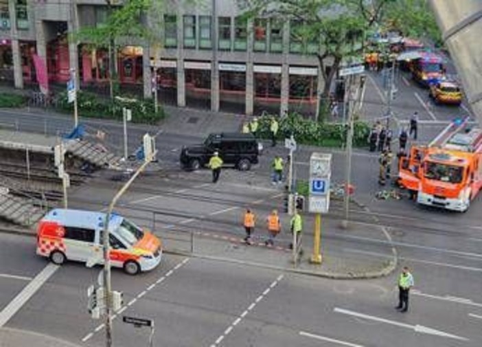 Auto sulla folla a Stoccarda, un morto e diversi feriti