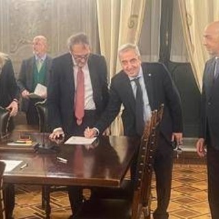 Referendum Giustizia, centrodestra deposita due testi. Al Senato la versione più 'chiara' per gli elettori Referendum Giustizia, centrodestra deposita due testi. Al Senato la versione più 'chiara' per gli elettori