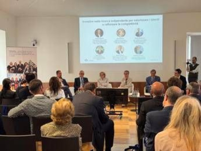Ricerca, assegnati i premi Ibsa Foundation a 6 giovani scienziati
