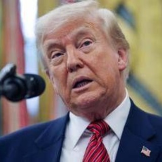 Trump avverte California: &quot;Stop a uomini in sport femminile o blocco finanziamenti&quot;
