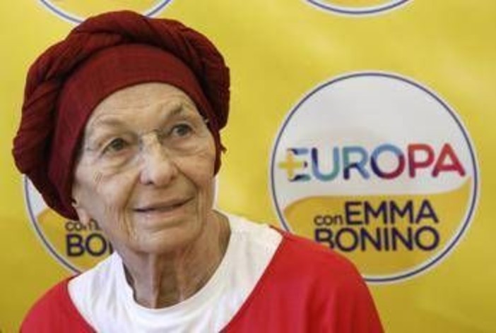Emma Bonino stabile dopo il ricovero per malore, attesa per il bollettino medico Emma Bonino stabile dopo il ricovero per malore, attesa per il bollettino medico
