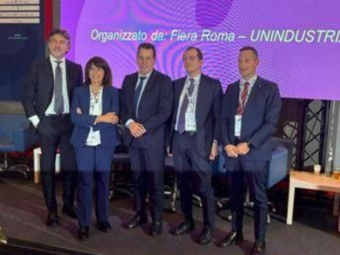 Blue Planet Economy Forum, Latrofa: "360 milioni di investimenti e per futuro di quelli del Lazio"