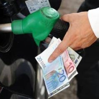 Benzina e diesel, prezzi carburanti oggi 6 luglio