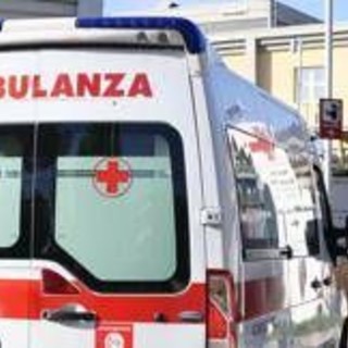 Catania, auto si schianta contro un muro: muore bimba di 15 mesi