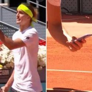 Zverev, scontro a Madrid: &quot;L'occhio di falco non funziona&quot;. E fotografa la linea...