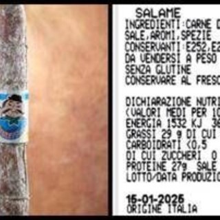 Salame stagionato con frammenti di spugna, richiamato un lotto
