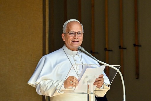 Papa “Dignità dei minori migranti calpestata, tutelarne diritti fondamentali”