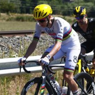 Tour de France, Pogacar vince la terza tappa e conquista la maglia gialla