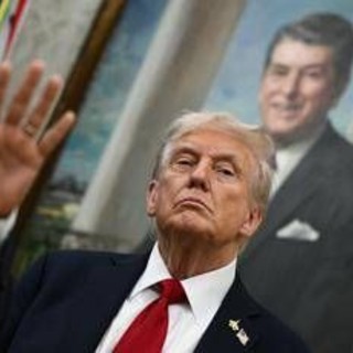 Un 'Trump Stadium' in Nfl? Presidente Usa vuole gli sia intitolato impianto dei Commanders