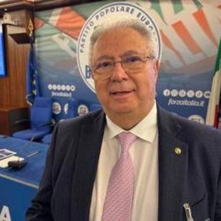 Magi (Sumai): "Superare incompatibilità medici, è un blocco per Ssn" Magi (Sumai): "Superare incompatibilità medici, è un blocco per Ssn"