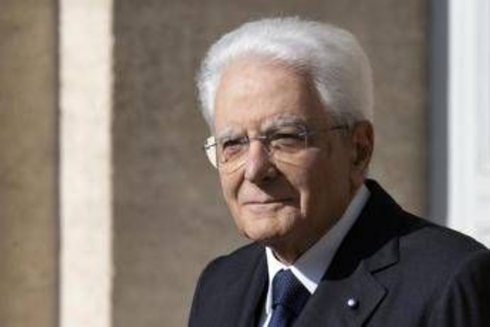 4 novembre, Mattarella: "Prezioso il contributo delle forze armate per la libertà" 4 novembre, Mattarella: "Prezioso il contributo delle forze armate per la libertà"