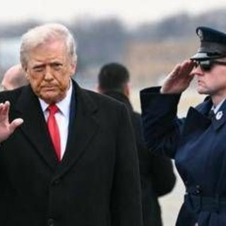 Iran, proteste represse nel sangue: migliaia di morti. Trump: "Arrivano gli aiuti" Iran, proteste represse nel sangue: migliaia di morti. Trump: "Arrivano gli aiuti"