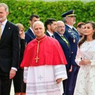 Il Papa a Madrid: "Preoccupato per l'Ucraina, l'Iran non è una guerra giusta" Il Papa a Madrid: "Preoccupato per l'Ucraina, l'Iran non è una guerra giusta"