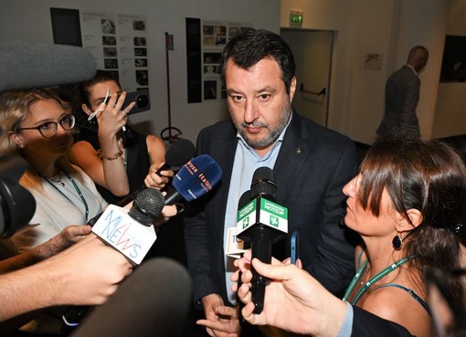 Immigrazione, Salvini “Revoca della cittadinanza per chi commette gravi reati” Immigrazione, Salvini “Revoca della cittadinanza per chi commette gravi reati”