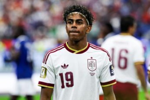Yamal, ladri in casa durante i festeggiamenti per la finale dei Mondiali: cos'è successo